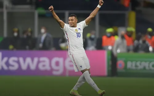 Мбаппе проснулся. Гол Килиана в драматичной концовке заставил плакать всю Испанию