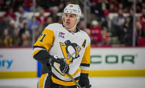 Чудовищная ошибка Малкина. Женя забил в свои ворота и принёс сопернику победу