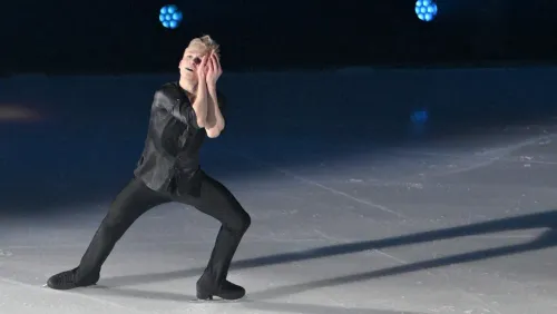 Милого узнали по походке. Талантливый фигурист покорил Калугу