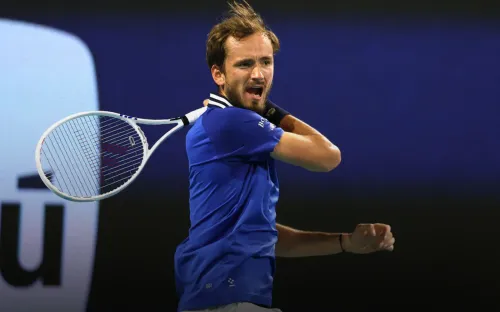 Медведев смял британца в Майами. Норри хватило на 30 минут