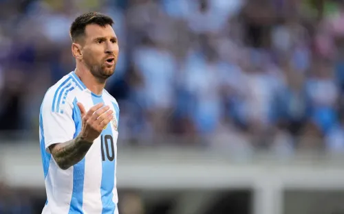 Месси в центре политического скандала. Из-за него уволили спортивного чиновника