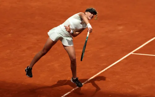 Андреева сделала себе подарок на день рождения, пройдя Паолини. Победит и Соболенко?