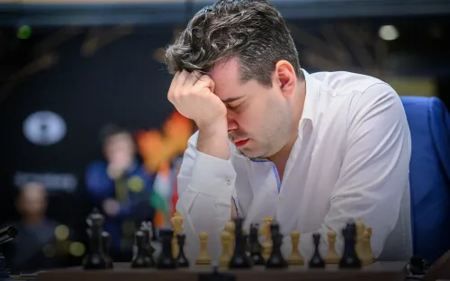 Непомнящий сдался. Это обман конкурента или блеф?