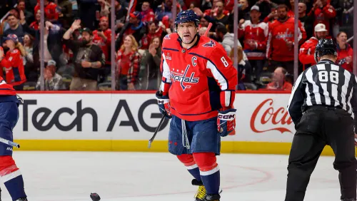 У Овечкина 45 голов до Гретцки. Но «Вашингтон» вылетел из зоны плей-офф