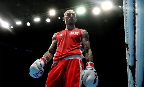 Грузинский боксёр обвинил россиян в подкупе. Ответ может похоронить его карьеру