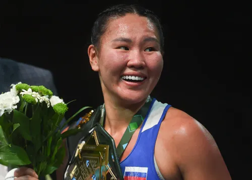 «Ломаю стереотипы о боксёрах». Сандакова сотворила сенсацию на чемпионате России