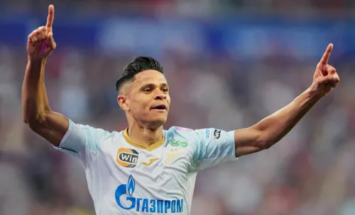 Гол-шедевр Сантоса надломил «Урал». «Зенит» в ярком стиле вернул лидерство