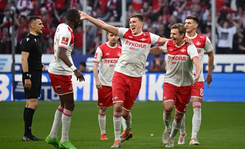 Соболев — настоящая боль «Динамо». Александр второй раз подряд решает исход дерби