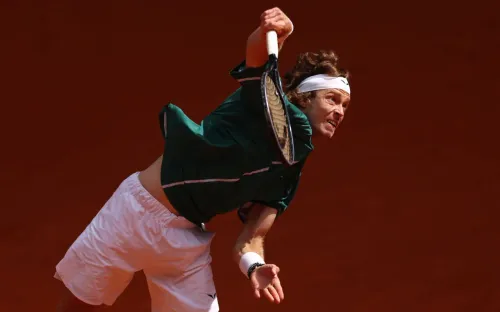 Рублёв удивляет. Вывел соперника из себя, а сам спокойно вышел в 1/4 финала в Мадриде