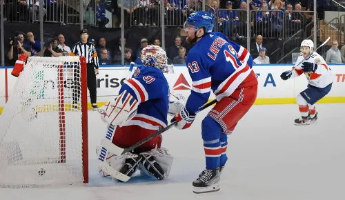 Партнёр Шестёркина подставил своего вратаря. Но началось всё с ошибки Игоря