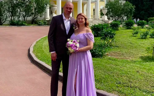 Седина в бороду. Филимонов женится в 50 лет и ждёт рождения ребёнка