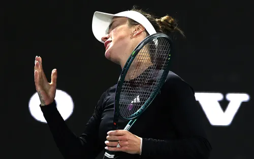 Украинка призывает отстранить россиян от Олимпиады. Она живёт в одном городе с Медведевым