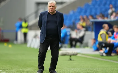 В РПЛ новая отставка. После четырёх поражений «Факел» тихо расстался с Ташуевым