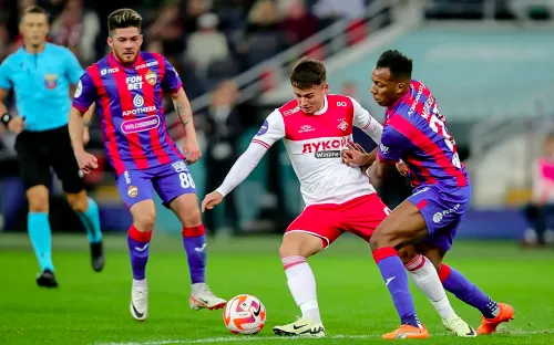 «Спартак» шикует, ЦСКА экономит. Но результат у заклятых «друзей» одинаковый