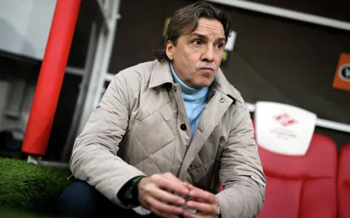 «Спартак» и «Пари НН» затеяли странный обмен. Такого в нашем футболе ещё не было  