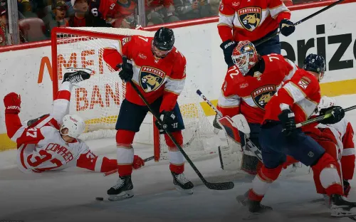 Бобровский сыграл за Овечкина. «Флорида» лишила конкурента «Вашингтона» важных очков