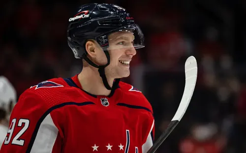 Кузнецов выстрелил дуплетом. В Вашингтоне ждут ответа от Овечкина