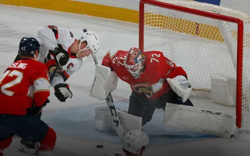 Русский вратарь напал на наглого американца. Затащил победу и приблизился к рекорду Гашека