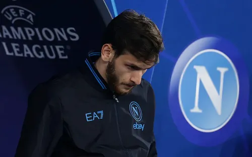 Хвича больше не нужен. «Наполи» вырвал ничью у «Барселоны» после замены грузина