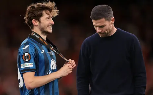 «Байер» Хаби Алонсо — простой смертный». Европа в шоке от чуда команды Миранчука