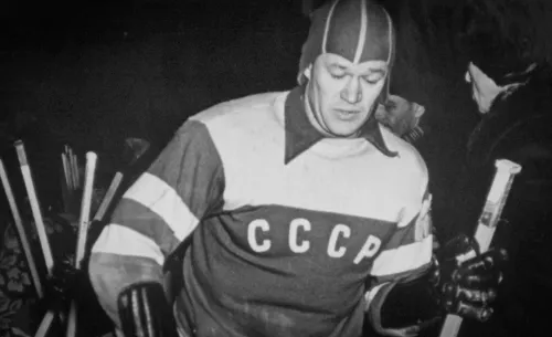 Великий русский хоккеист избежал смерти в жуткой авиакатастрофе. Его спас сломанный будильник