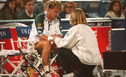 Теннисист убил судью на US Open одной подачей. Парень разрыдался прямо на корте