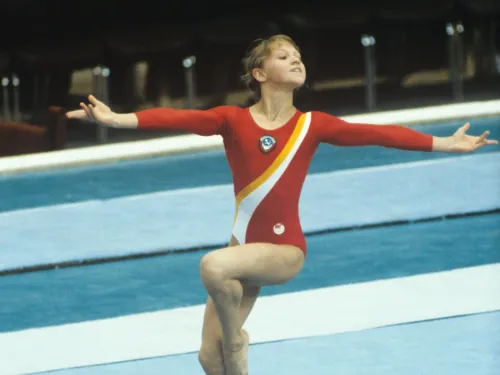 Легенда советской гимнастики стала бомжом. Олимпийская чемпионка продала медаль ради бутылки водки