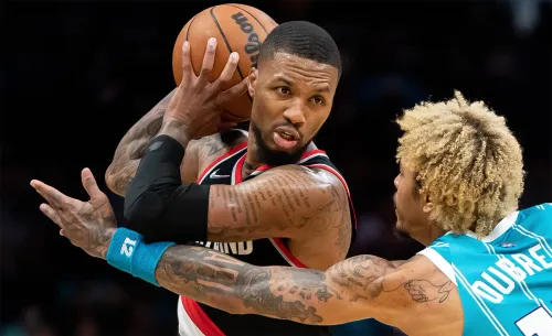 Трансферная бомба взорвалась не там, где ждали. Лиллард уходит, но не в «Майами»