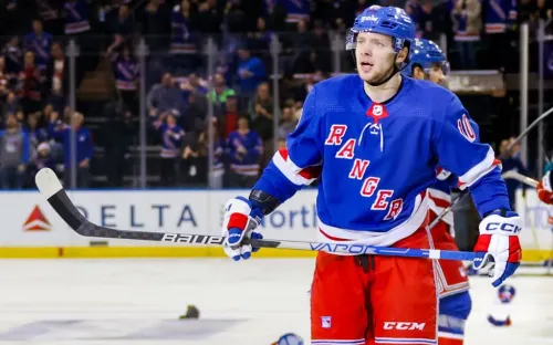 Уникальное достижение Панарина. Артемий вошёл в число лучших россиян в истории НХЛ