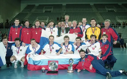 Дефолт, другие мячи и скандал с флагом России. Герой Евро-99 – о главной победе в жизни