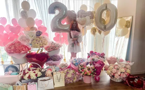 День рождения на Time Square. С 20-летием Трусову поздравили даже в Нью-Йорке