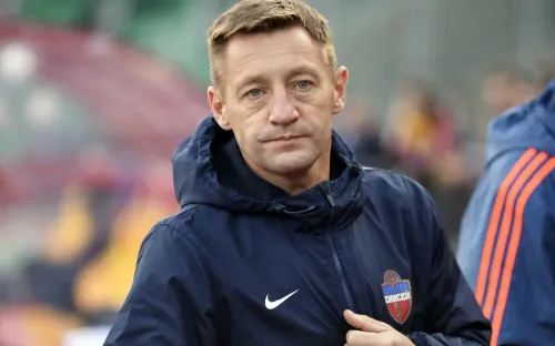 Каррера не приедет. Клуб ФНЛ всерьёз рассматривал итальянца, но выбрал Тихонова